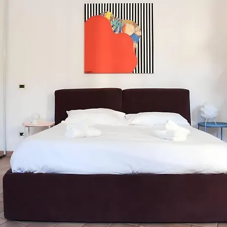 Romantica Cenisio Apartment Milan
